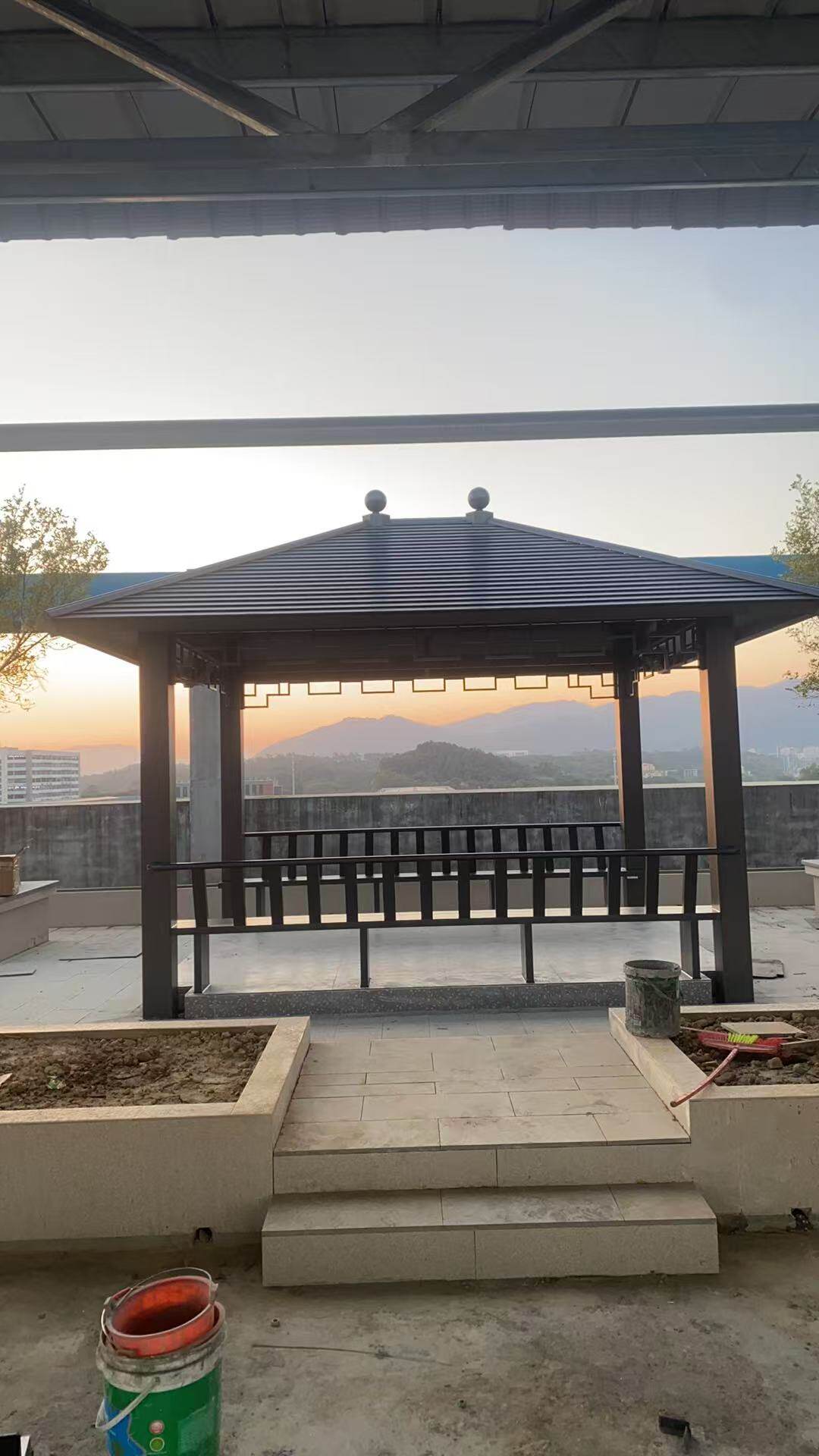 屋顶花园的四角凉亭   (5).jpg