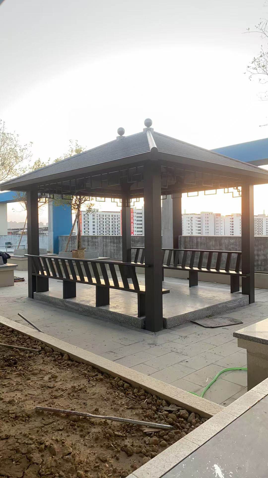 屋顶花园的四角凉亭   (4).jpg